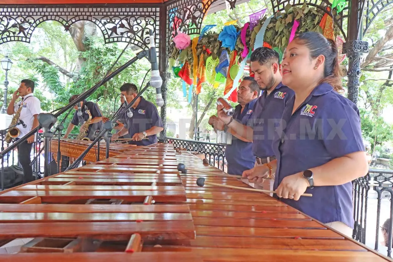 Realizarán por primera vez un ensamble especial de marimbas municipales. Diego Pérez / CP