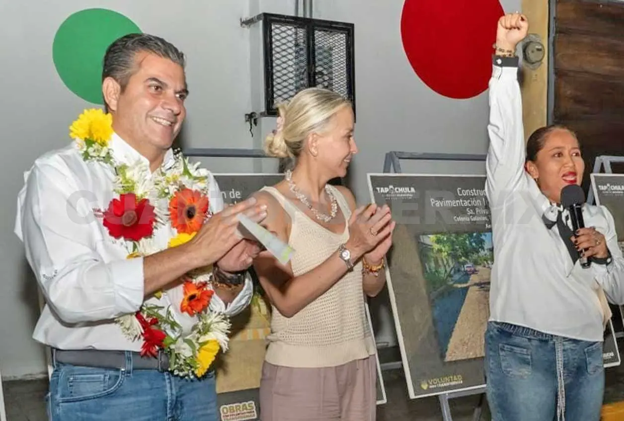 Yamil Melgar destacó la importancia de pavimentar calles. Cortesía