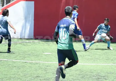 Alcohólicos debuta en la segunda jornada