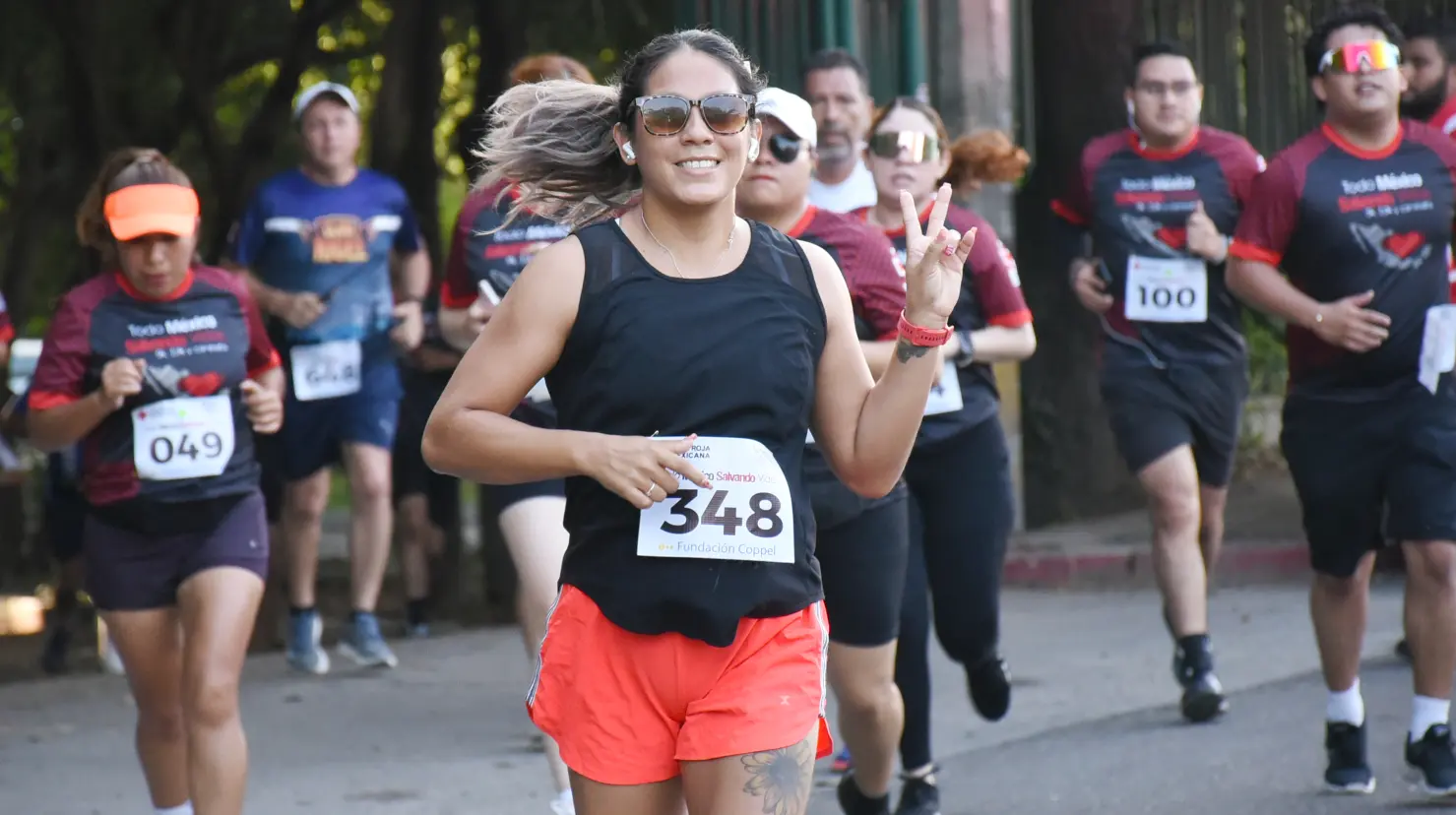 Momentos de emoción al inicio de la carrera, con la salida desde Caña Hueca. Guillermo Ramos/CP