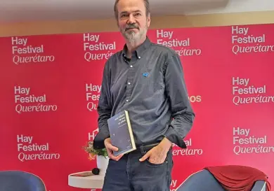 Opina Juan Villoro sobre la IA