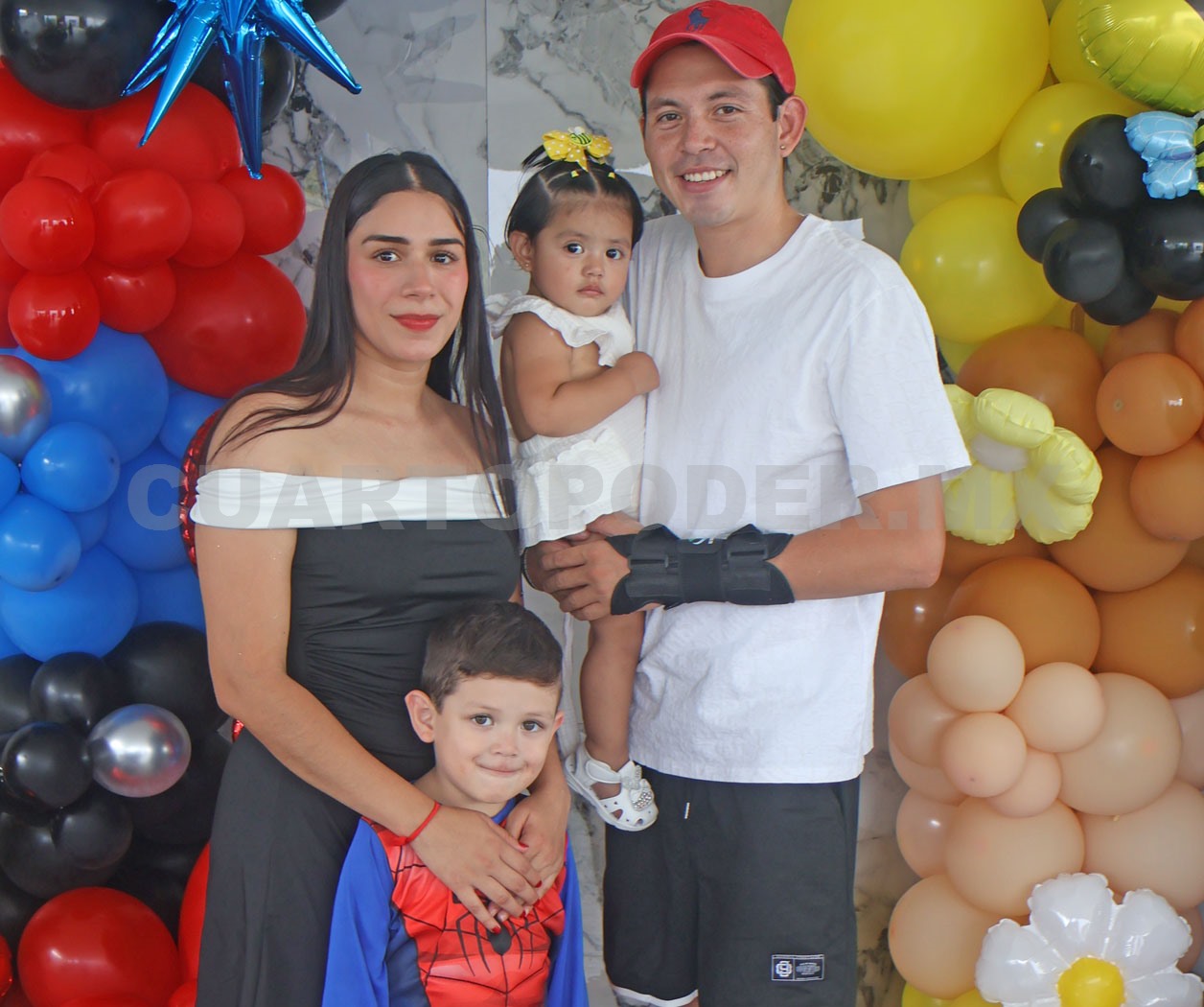 Hermanitos cumplieron años