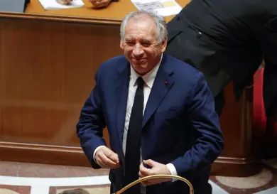 Parlamento tumba al primer ministro Bayrou