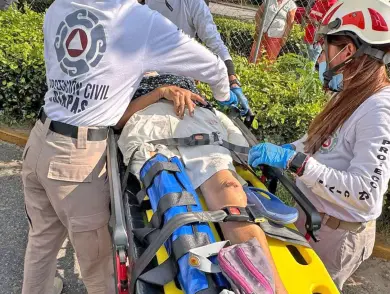 Confirman deceso de mujer tras ser arrollada por taxi