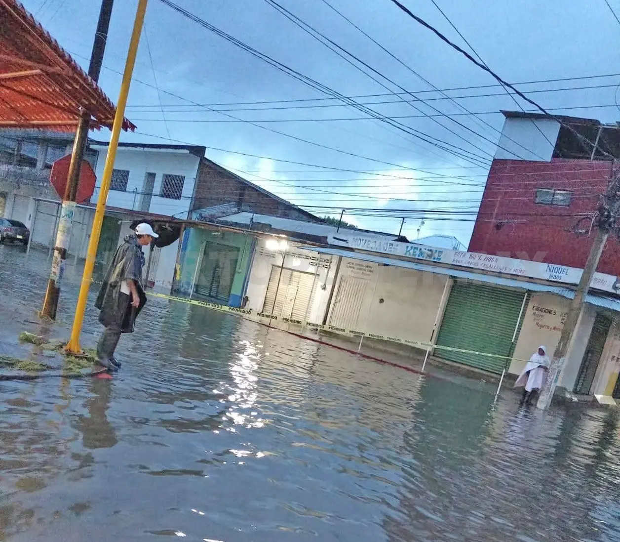 Las lluvias han generado en Chiapas inundaciones y deslizamiento de laderas. Cortesía 