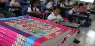 Critican contenido en libros de la SEP