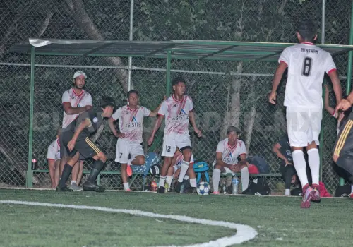 Asisttel destrona a Deportivo Trinidad