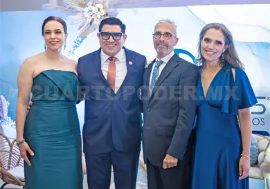 Luis Enrique y Andrés reciben reconocimientos