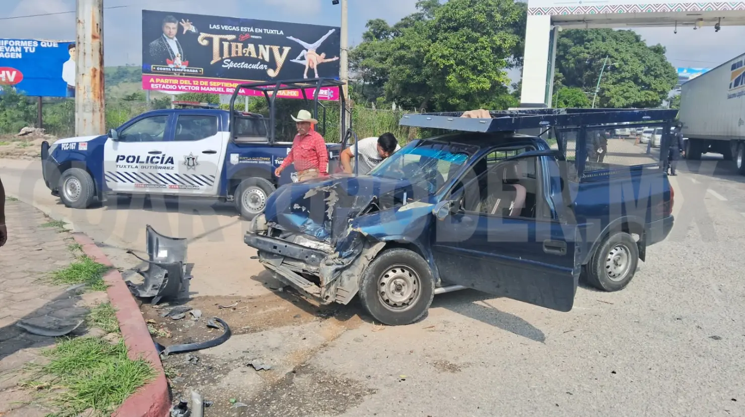 Tres lesionados en choque en La Pochota