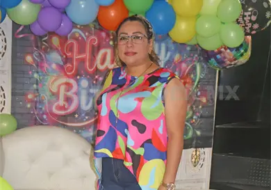 Una fiesta sorpresa para Roxana Jacqueline