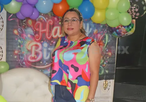 Una fiesta sorpresa para Roxana Jacqueline