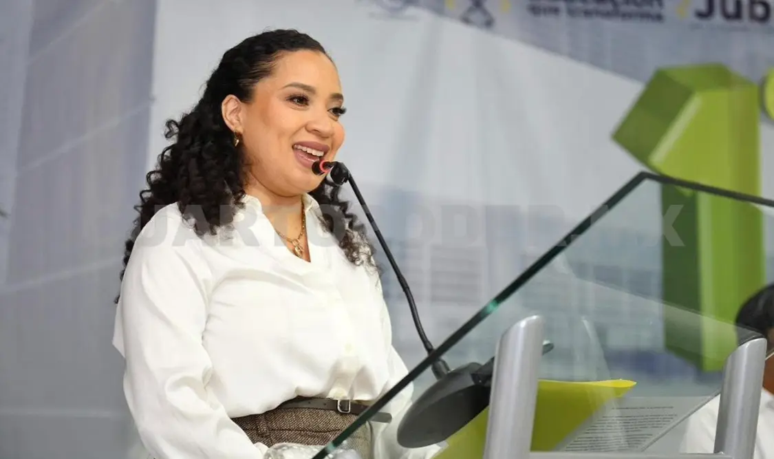 Rinde la directora Danae Estrada Soto su primer Informe de Actividades. Cortesía