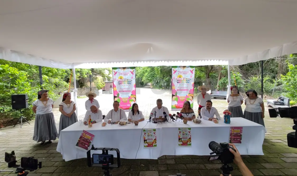 Blas Gutiérrez destacó que el festival busca fomentar la economía local y la promoción de las artesanías. Guillermo Ramos / CP