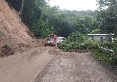 Se registran derrumbes en Huixtla-Motozintla