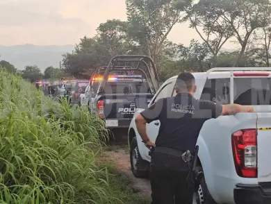 Detienen a tres tras hallazgo de embolsado