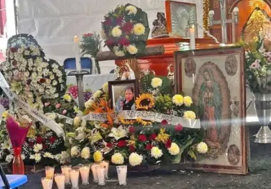 Suman 13 personas muertas por explosión de pipa