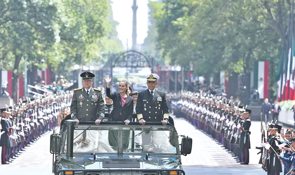 Sheinbaum realizó el protocolo oficial con el arribo a la Puerta de los Leones. Cortesía 