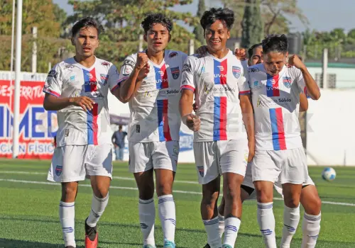 Derbi chiapaneco en el estadio Flor de Sospó