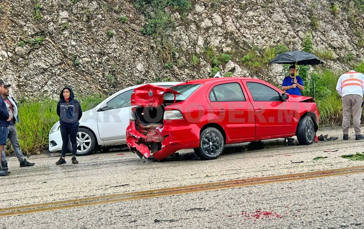 Doble carambolazo en la entrada de Comitán