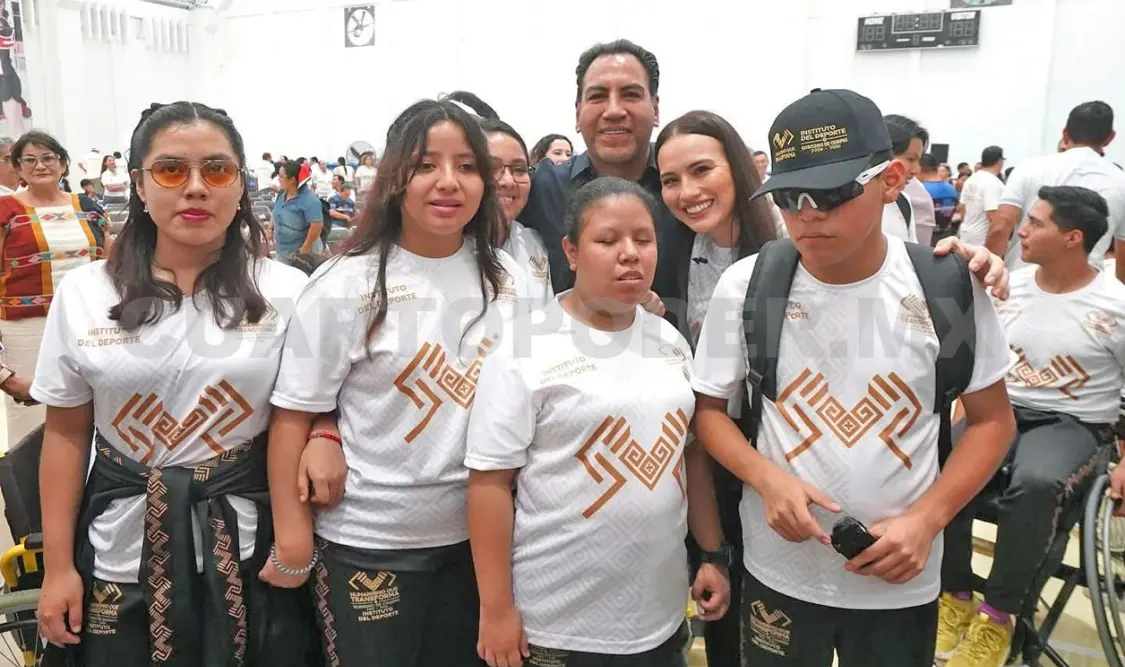 Eduardo Ramírez asume el compromiso de respaldar a las y los atletas con discapacidad. Cortesía