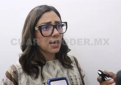 Reprueba diputada polémico uso de la bandera nacional
