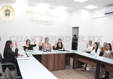 Aprueba Comisión Permanente donaciones y dictámenes