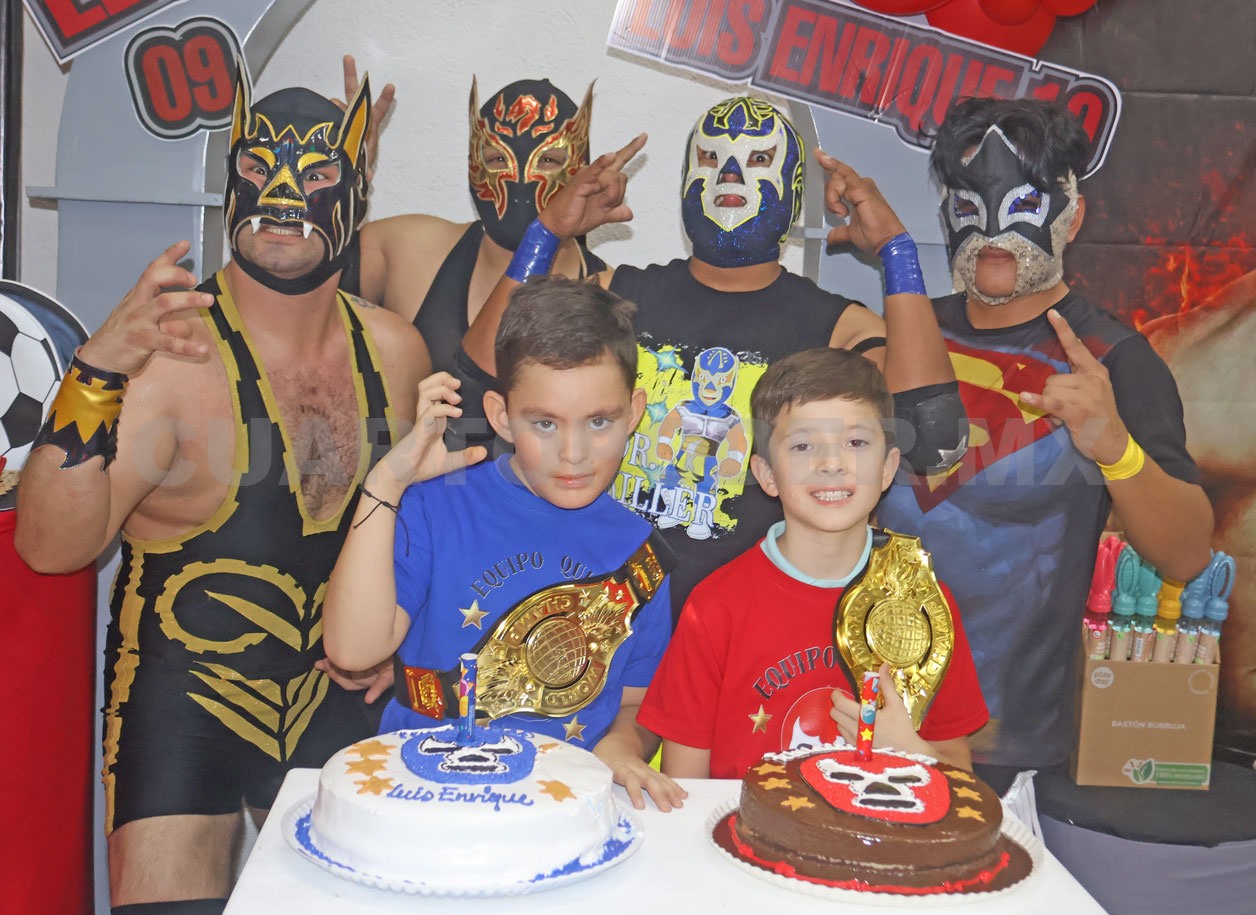 Hermanitos cumplieron años