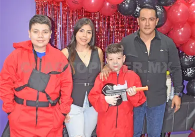 Divertida celebración para Alexander