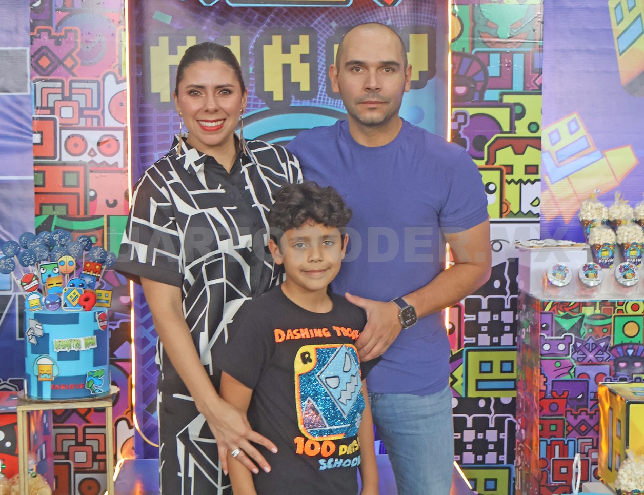Regalos y abrazos para Enrique