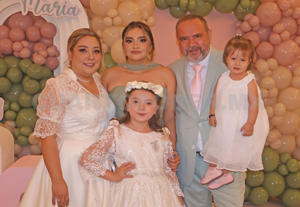 Ivanna María recibió el sacramento