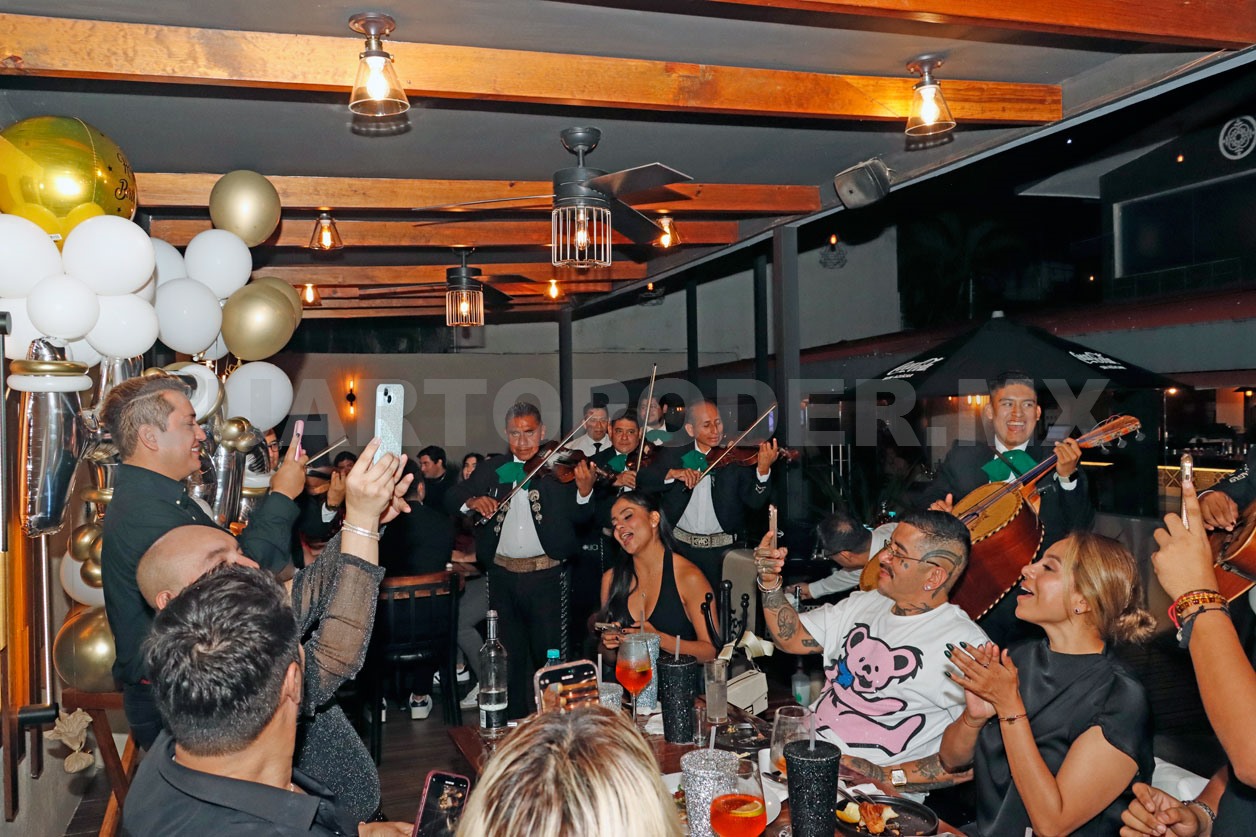Celebrando a un amigo