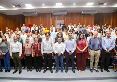 Refrenda compromiso con la transparencia
