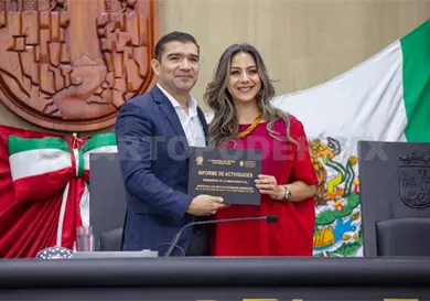 Alejandra Gómez, nueva presidenta de la Mesa Directiva Alejandra Gómez, nueva presidenta de la Mesa Directiva
