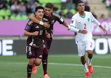 México vence a Chile y califica a cuartos de final