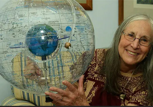 Organiza homenaje a Julieta Fierro