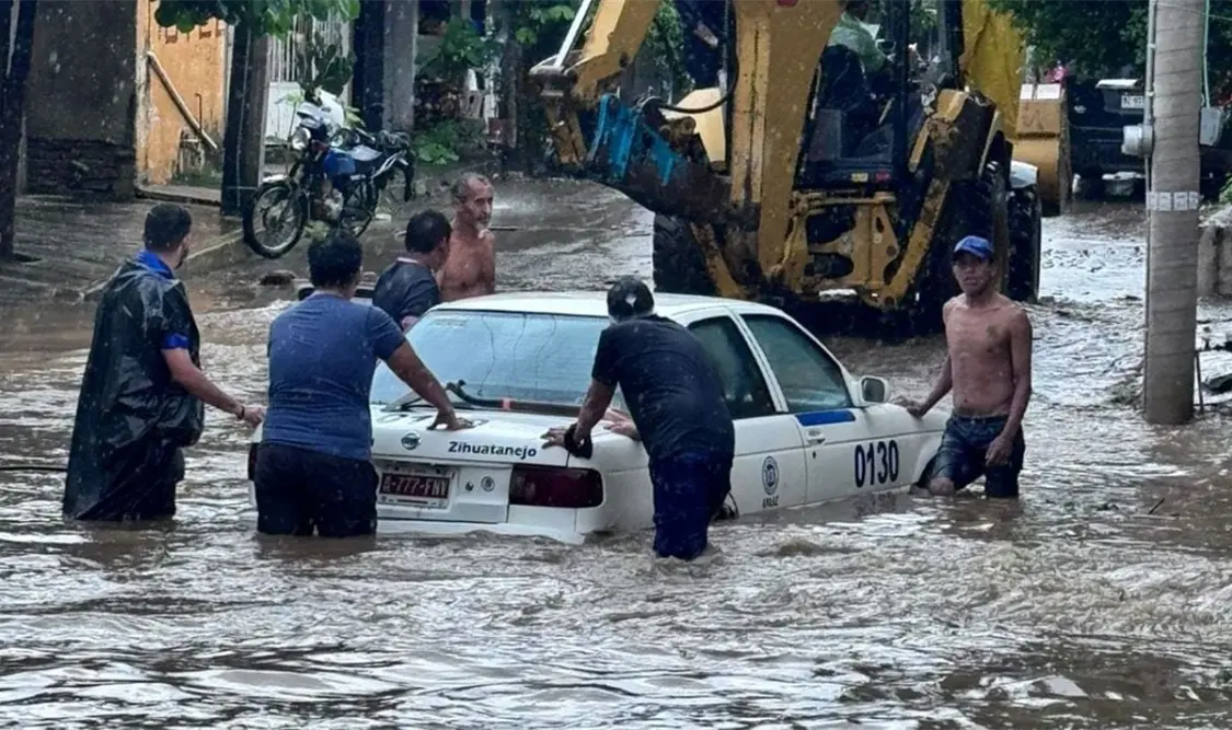 Zihuatanejo, Guerrero, uno de los municipios más afectados por lluvia. Cortesía