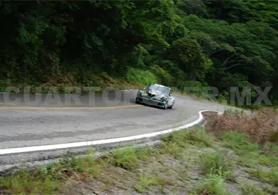 Los Damiron marchan a paso veloz