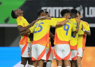 México sufre dura derrota 4-0 ante Colombia