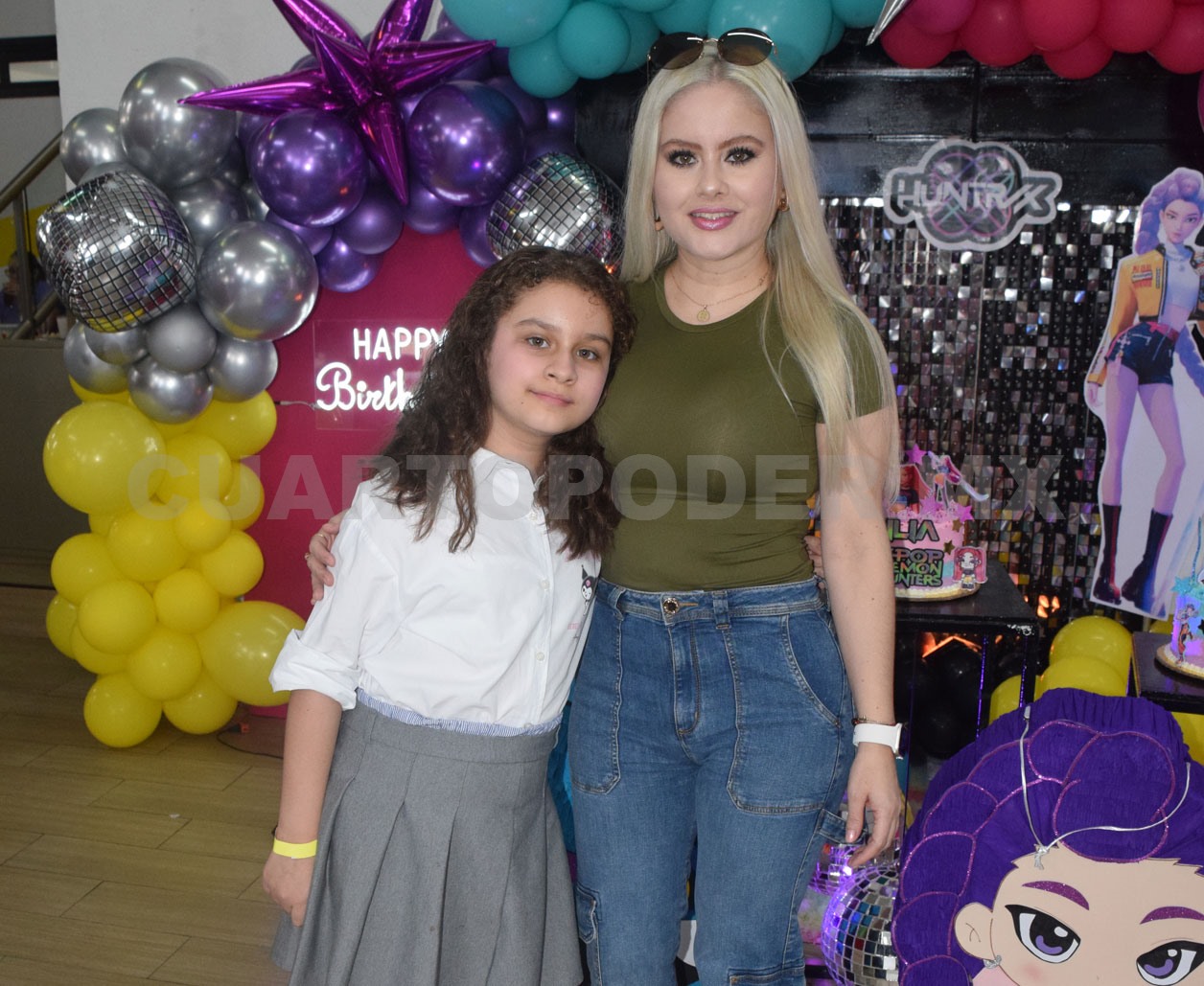 Ilia y Azul festejan su cumpleaños