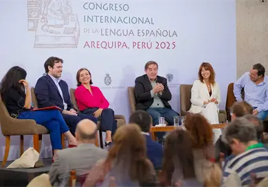 Periodistas alertan sobre fake news