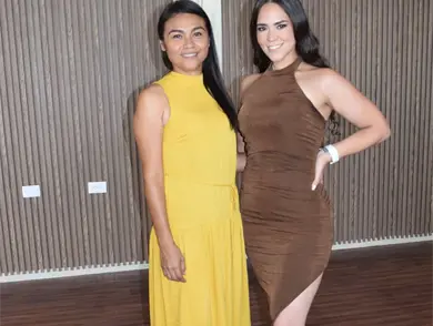 Magui y Renata realizan su sueño