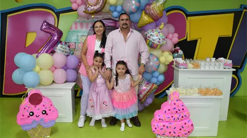 Nicole cumple 7 años