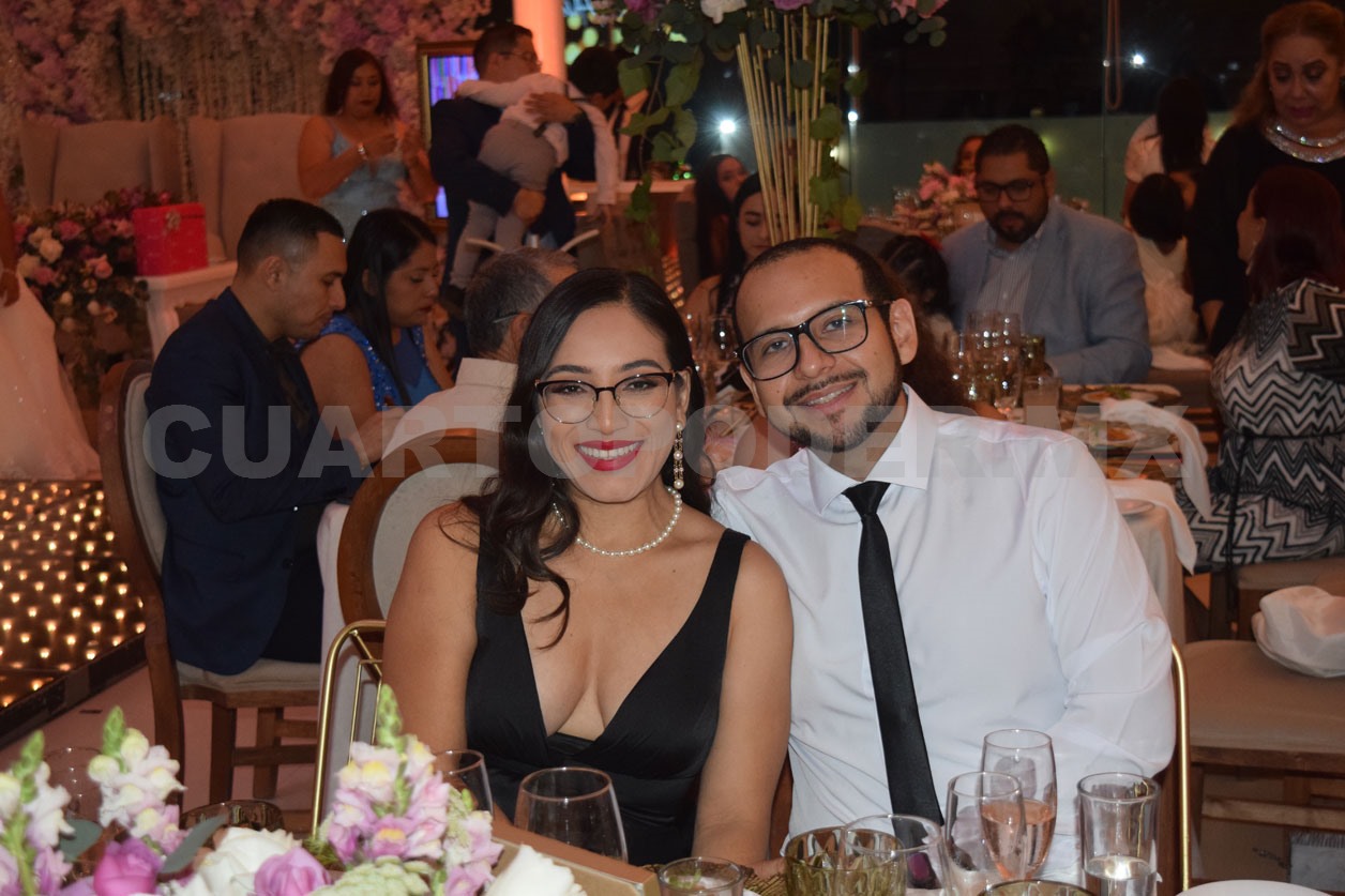 Arain y Nayeli se juraron amor eterno