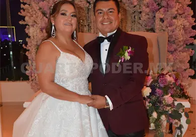 Arain y Nayeli se juraron amor eterno Arain y Nayeli se juraron amor eterno