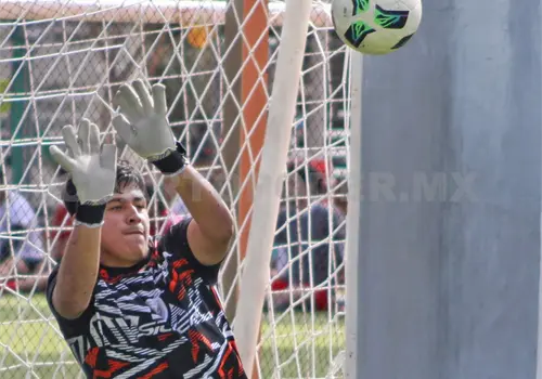 Derbi universitario en el Flor de Sospó
