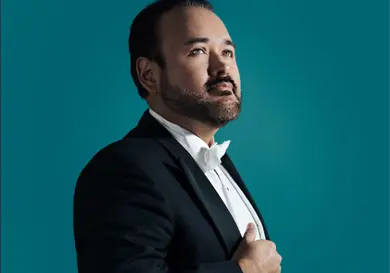 Camarena, sin la necesidad de cantar todo Camarena, sin la necesidad de cantar todo