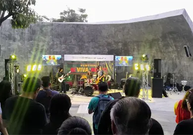 Realizan evento ¡Qué Viva el Rock!