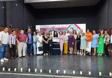 Entregan Premio Carlos Olmos Entregan Premio Carlos Olmos