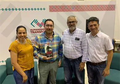 Dan D. Black presenta su ópera prima Dan D. Black presenta su ópera prima