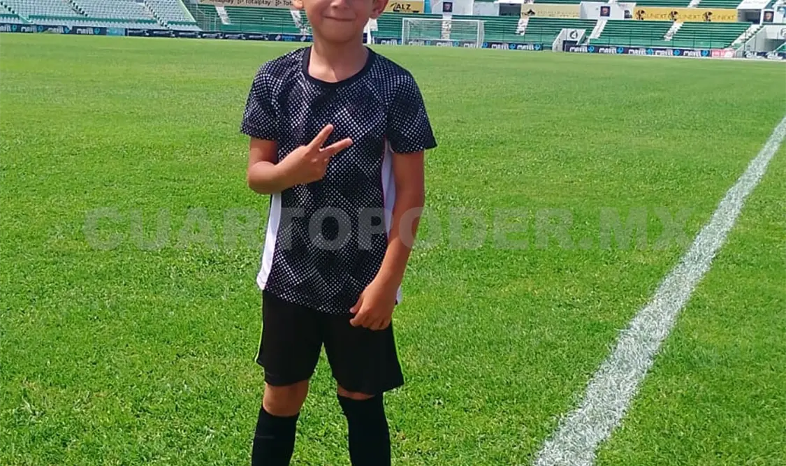 El atleta en el Víctor Manuel Reyna, estadio de los Jaguares de Chiapas. Cortesía